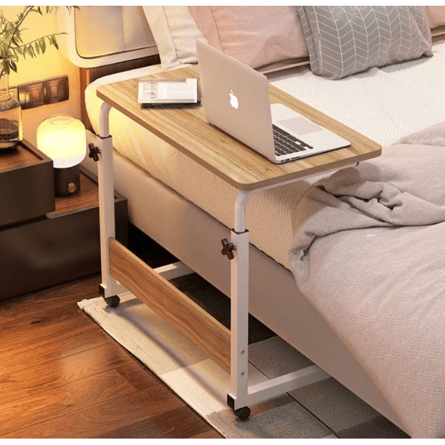 Mobilus staliukas su ratukais