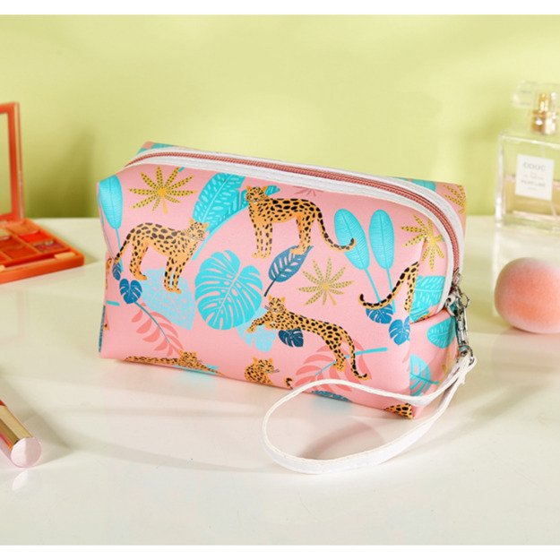 Kosmetinė "Safari" 1